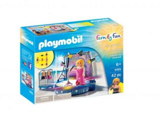 Playmobil #9165 - Singer with Stage